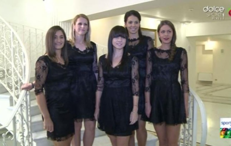 Fetele cochetele! Halep, Niculescu, Mitu și Olaru au impresionat la dineul oficial. ^Programul de la România-Cehia (Fed Cup) / FOTO&VIDEO
