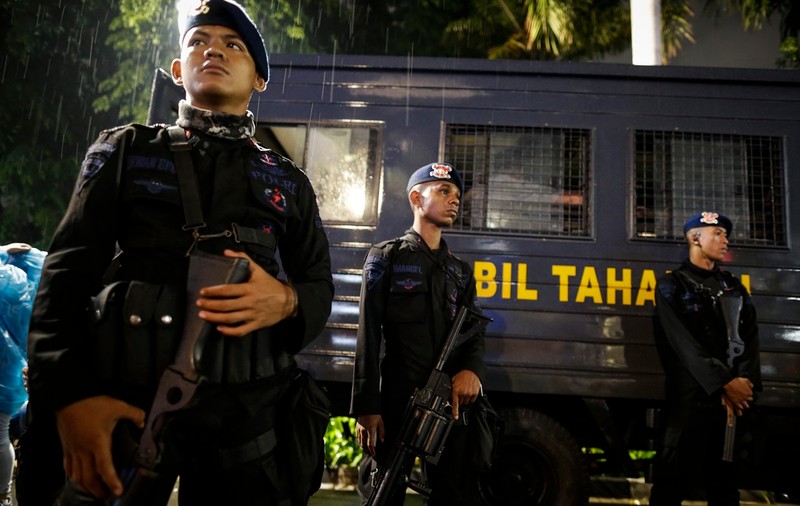 Un francez suspectat că a abuzat 300 de minori a fost arestat la Jakarta