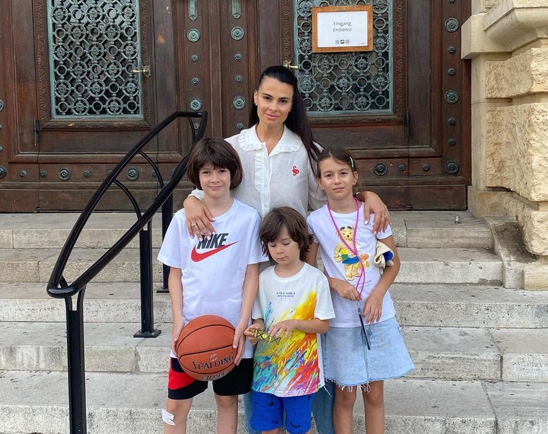 Anca Serea, despre cheltuielile pe care le are cu cei 6 copii înainte de începerea școlii: „Încercăm să facem și economii”