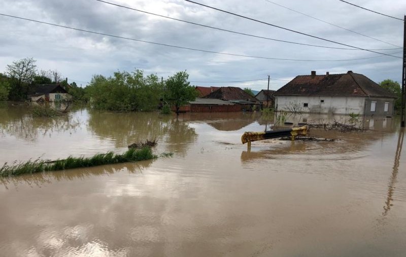 Noi atenţionări cod galben de inundaţii, valabile pe râuri din două județe