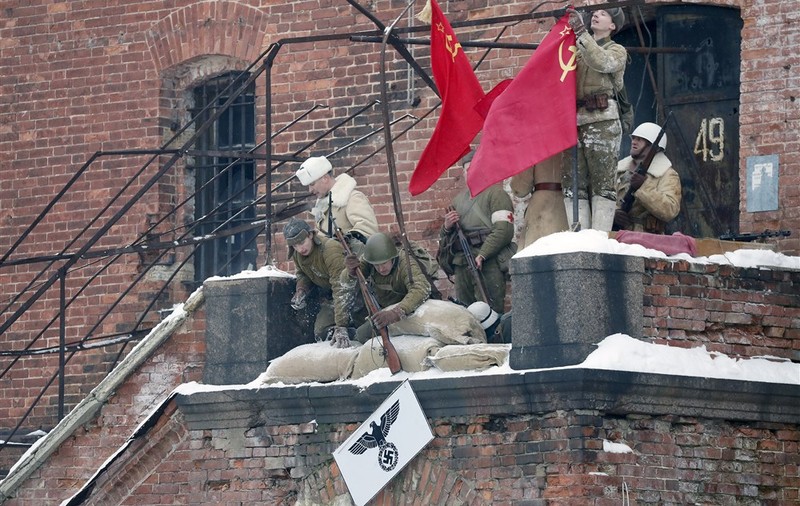 Membrii partidului Rusia Unită al lui Putin au primit directivă să compare războiul din Ucraina cu victoria de la Stalingrad