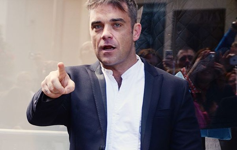 Robbie Williams vrea să-i cumpere consoartei sale un cadou FABULOS