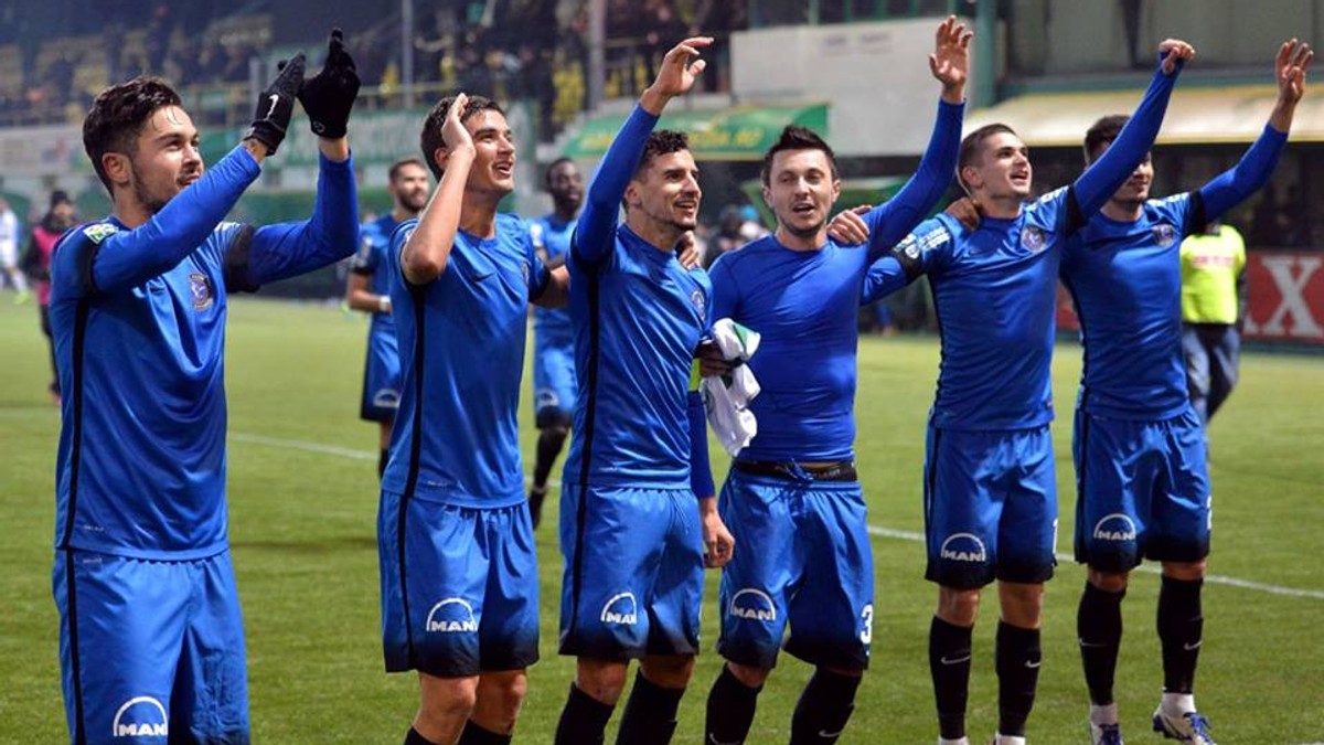 Bucuria din vestiarul Viitorului a fost la fel de zgomotoasă ca pe teren în fața fanilor