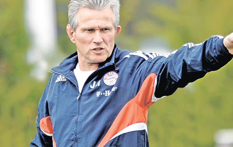 Antrenorul Jupp Heynckes, finalist al Ligii Campionilor cu Bayern München, a fost învins în trecut de trei echipe româneşti, dar s-a calificat de fiecare dată
