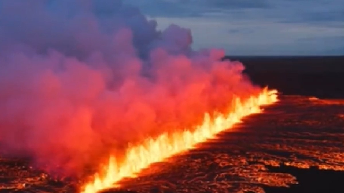 Vulcanul care a erupt în Islanda
