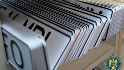 placute-inmatriculare-trimise-acasa-curier-platite-online