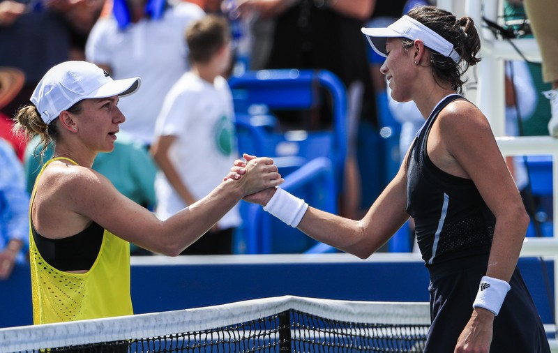 LIVE TEXT Simona Halep a fost umilită de Garbine Muguruza: 1-6, 0-6. Locul 1 pare o glumă nesărată | FOTO&VIDEO