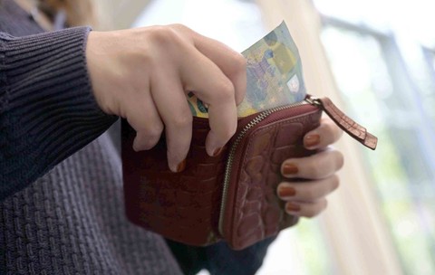 Care sunt cele 8 metode simple care îți pot salva portofelul în 2026. Secretele economisirii, dezvăluite de experți