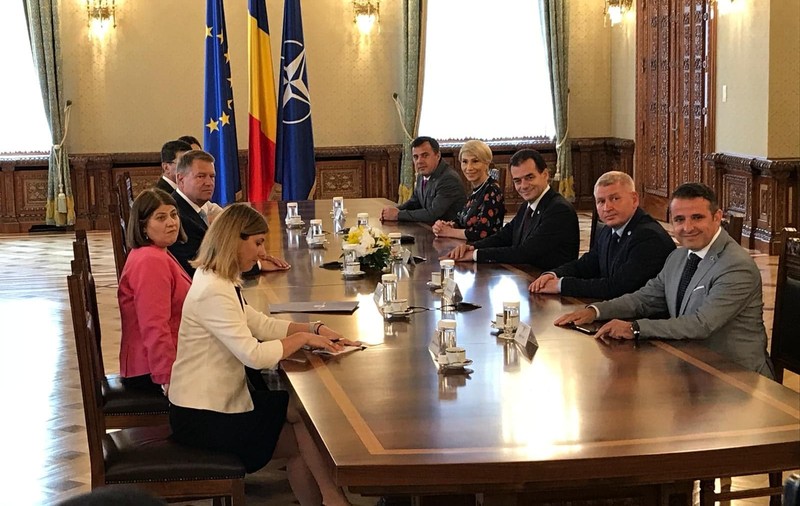 UPDATE| Consultări cu partidele, la Palatul Cotroceni, pentru aplicarea referendumului din 26 mai. USR spune că revizuirea Constituţiei va include şi "Fără penali"