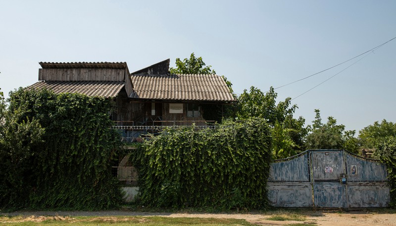 Casa lui Gheorghe Dincă, unde ar fi fost dusă Alexandra Măceșanu | Foto: Vlad Chirea