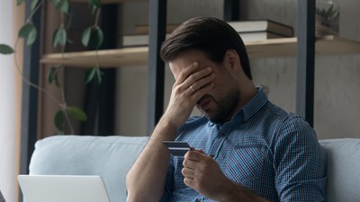 Upset,Desperate,Man,Having,Problems,With,Wasting,Money,,Overspending,,,Scam