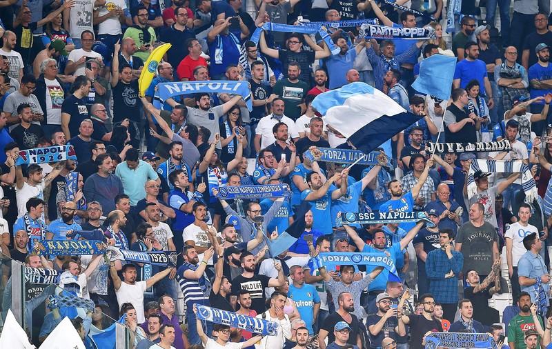 Șeicii oferă 560 de milioane de euro pentru clubul Napoli. Echipa de top din Europa cu care s-ar înfrăți gruparea italiană
