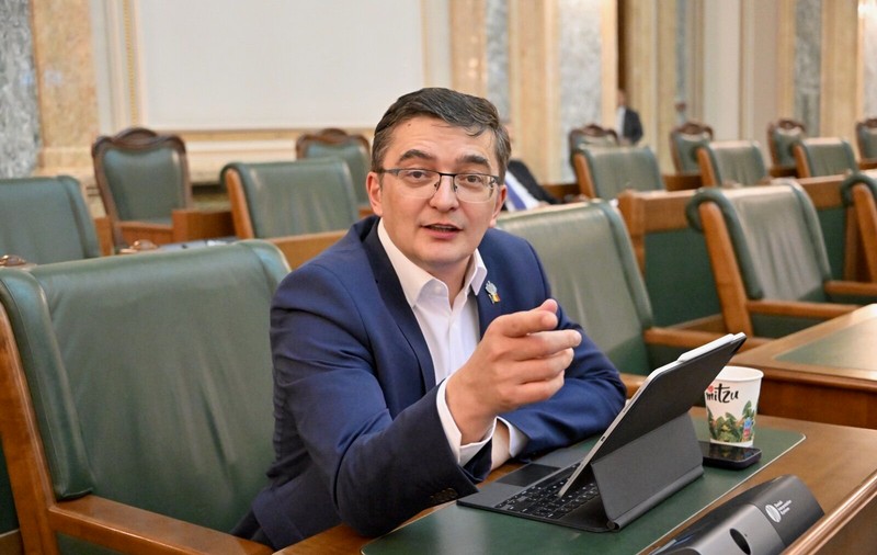 Cine va încălța „papucii” lui David? La Educație, se caută un ministru „carne de tun”, un politician obscur, o marionetă. Sociolog: „Un om fără miză politică”
