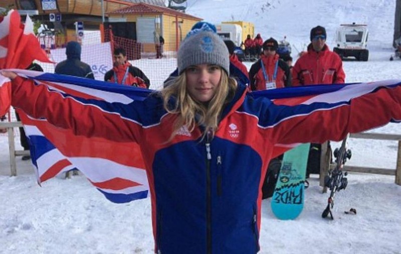 A murit Ellie Soutter. Tânăra sportivă practica snowboardul și făcea parte din echipa Marii Britanii pentru Mondialele de juniori. Deces straniu