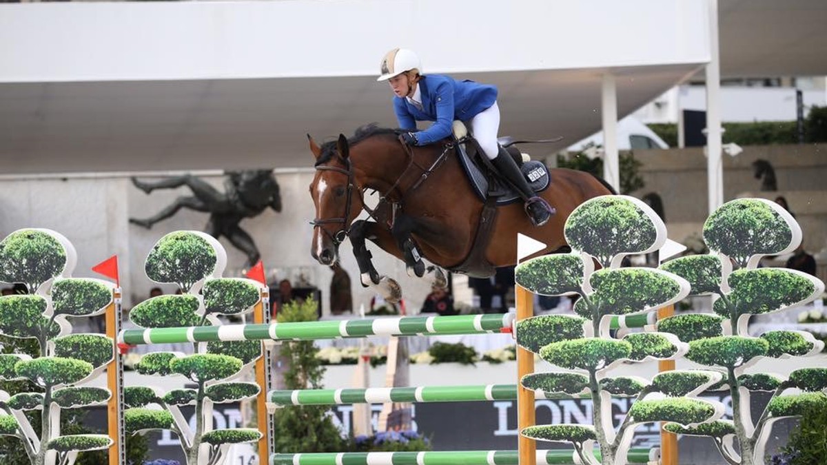 Se întrece cu fiica lui Bill Gates! Alexia Apostolescu visează să reprezinte România la Olimpiadă, în proba de sărituri peste obstacole