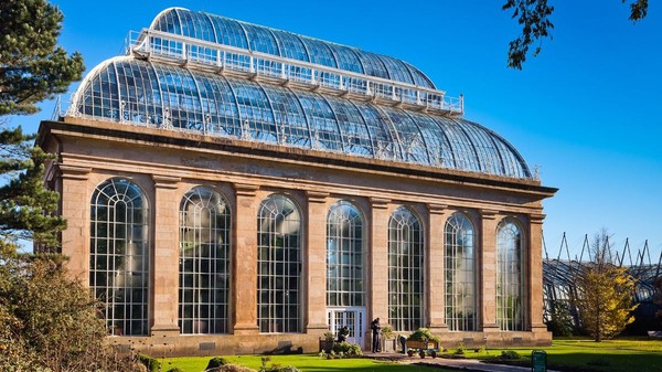 The Palm Houses, atracția turistică din Epoca Victoriană a fost redeschisă după renovări de aproape 28.000.000 de euro. Sursă foto: Shutterstock