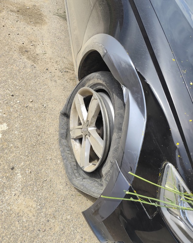 După o răfuială într-o benzinărie din Suceava, un șofer a fugit de Poliție 142 km. Nu l-au oprit nici cele 4 focuri de armă. Cum a fost prins