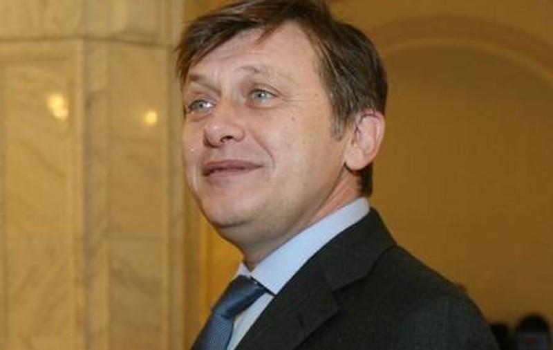 Crin Antonescu: "Susţinem hotărârea PSD"