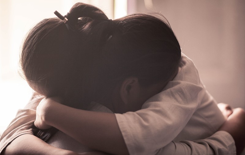 „Tata este o bestie”. O scrisoare arată infernul trăit de două fetițe abuzate de tatăl lor. DGASPC, școala și mama nu au văzut semnele