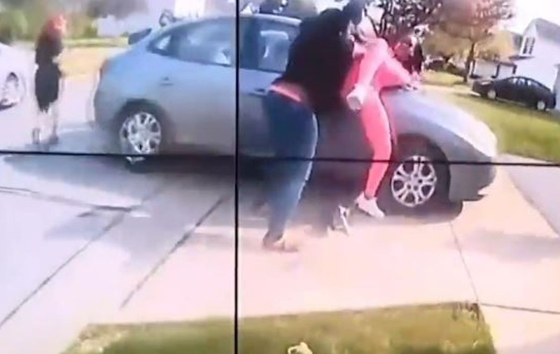 Adolescentă de culoare împușcată mortal de polițiști în Ohio, cu o oră înainte de verdictul în dosarul George Floyd