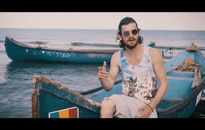 Premieră Libertatea.ro | Stelica feat Pacha Man lanseaza “Vara Lu’ Malone” / VIDEO