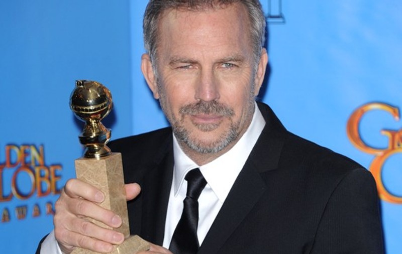 GLOBURILE DE AUR 2013: Kevin Costner a mulţumit României în discursul său