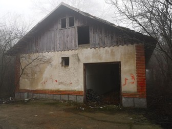 Așa arată clădirea de pe terenul CJ Ialomița. Foto: infoialomita.ro