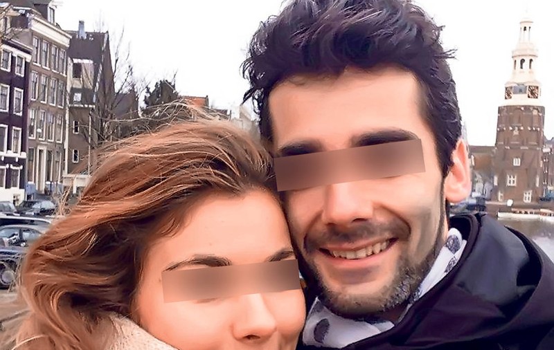 DURERE FĂRĂ MARGINI în rândul colegilor celor doi STUDENŢI la UMF, morţi în TRAGEDIA AVIATICĂ din Ucraina | FOTO