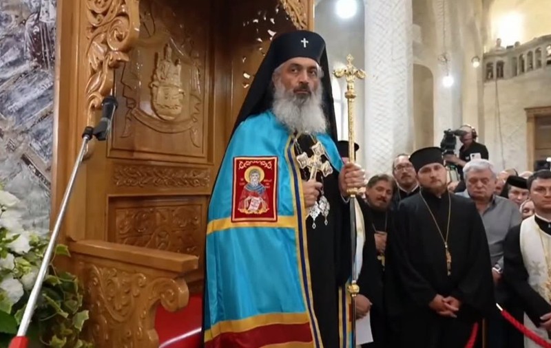 ÎPS Antonie a fost întronizat ca mitropolit al Basarabiei. Darul primit din partea Patriarhului Daniel