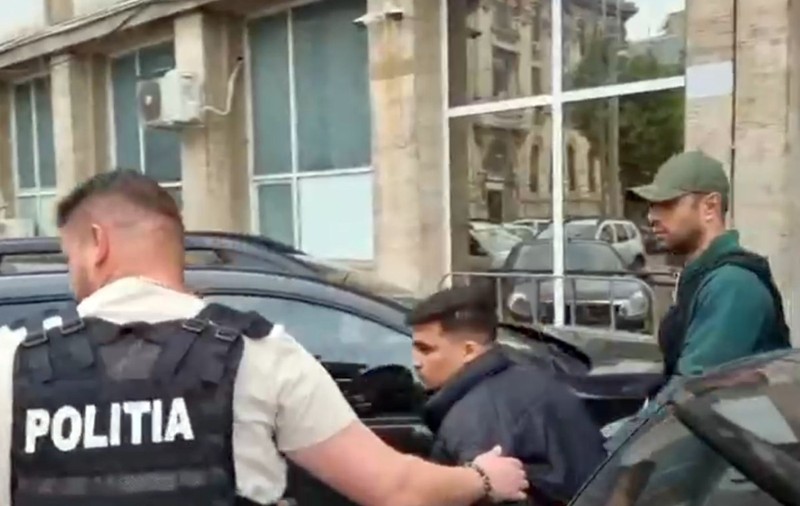 Crima din Crângași. Tinerii care au omorât în bătaie un bărbat, arestați preventiv | VIDEO