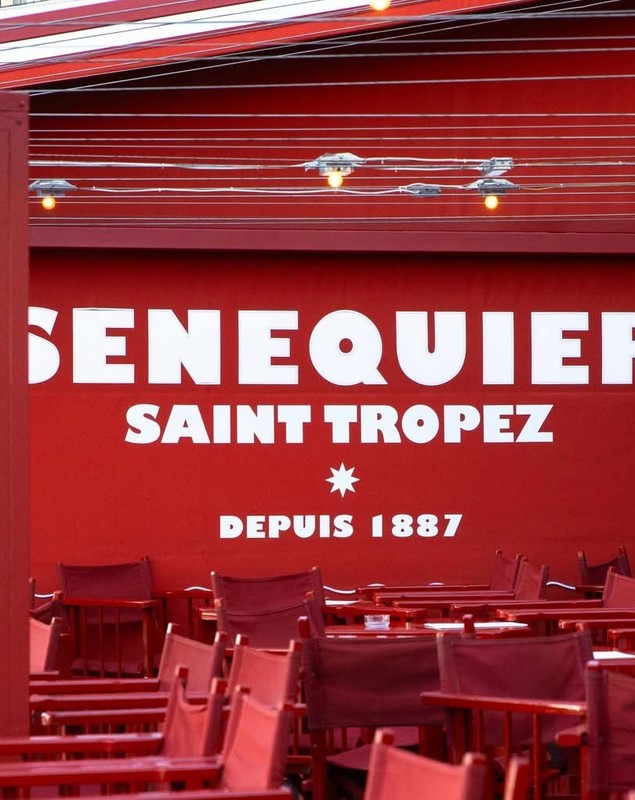 Cât costă să mănânci la restaurantul din Saint-Tropez preferat de Brigitte Bardot, De Funes, Armani sau Pablo Picasso. Între „jecmăneală” și „cea mai frumoasă terasă din lume”