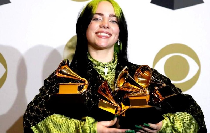 Hitul “Bad guy” al cântăreței Billie Eilish, cel mai bine vândut single din 2019