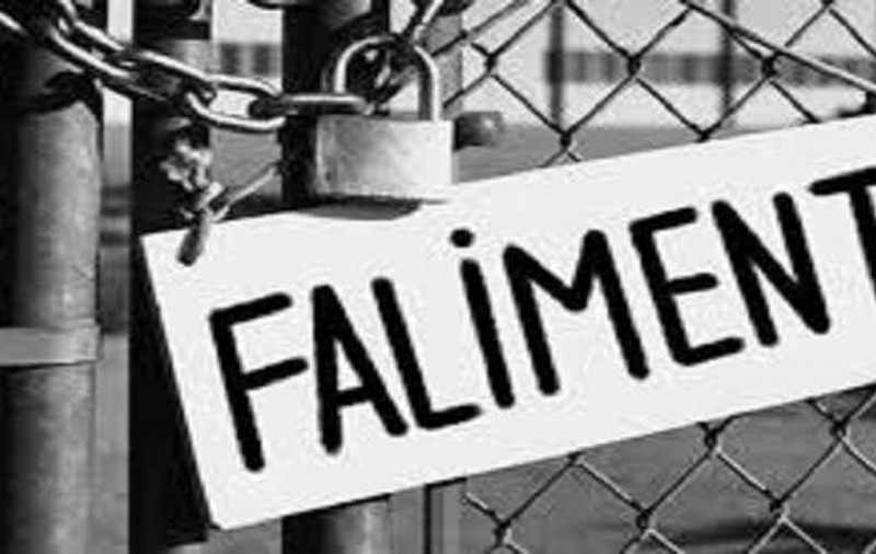 INCREDIBIL! Un colos din fotbalul românesc aproape de faliment!