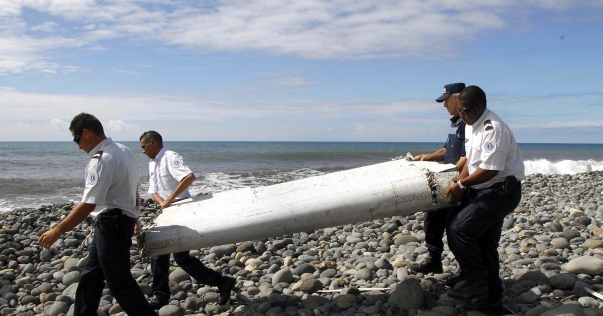Rudele pasagerilor zborului MH370 finanțează continuare căutărilor