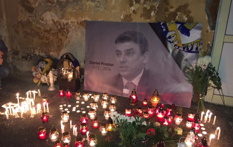 Stadionul din Satu Mare va purta numele lui Daniel Prodan. Istoricul scandalului