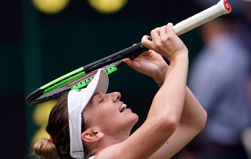 Simona Halep joacă finala la Wimbledon cu Serena Williams! Când are loc meciul