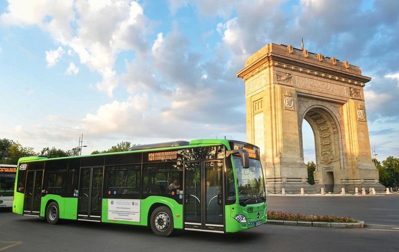 Primele autobuze hibrid  Mercedes Citaro au intrat pe traseu, în București. Pe ce linii circulă