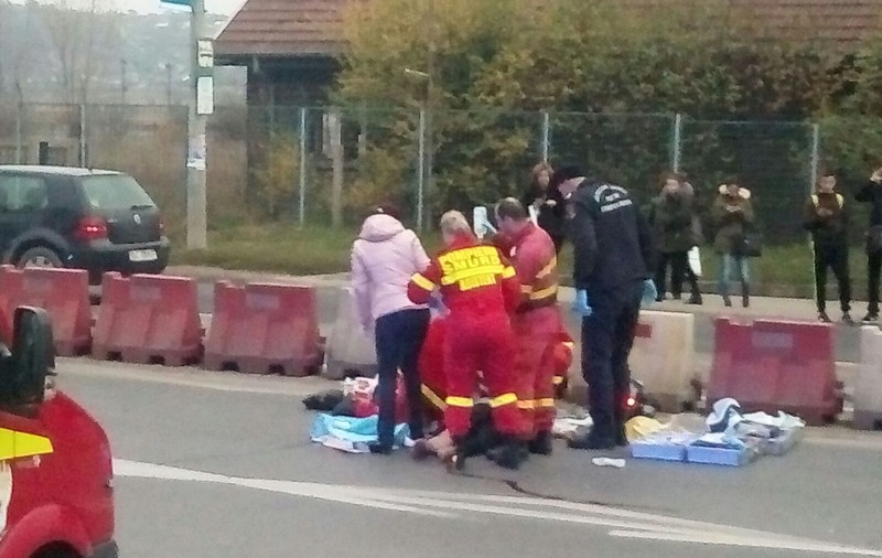 Asistentă medicală din Iași, ucisă pe trecerea de pietoni de un șofer începător. Femeia a zburat peste parapetul dintre sensurile de mers