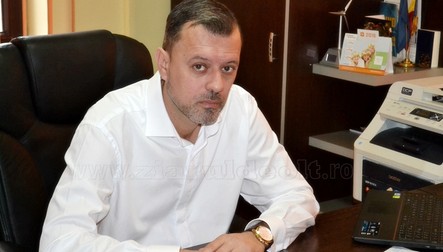 Sorin Brătoi, managerul Spitalului de Psihiatrie Schitu-Greci, susține că a izolat pacienții infectați cu coronavirus de cei negativi