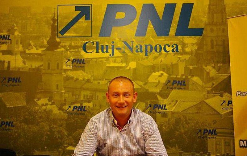 Un liberal, implicat implicat într-un dosar de proxenetism, favorit să preia funcţia de secretar de stat în Ministerul Afacerilor Interne