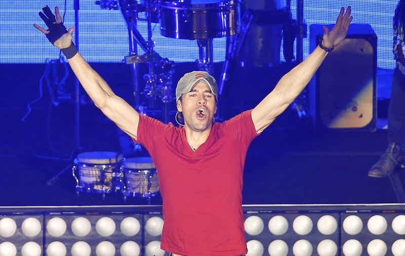 VIDEO / Enrique Iglesias, show exploziv la București