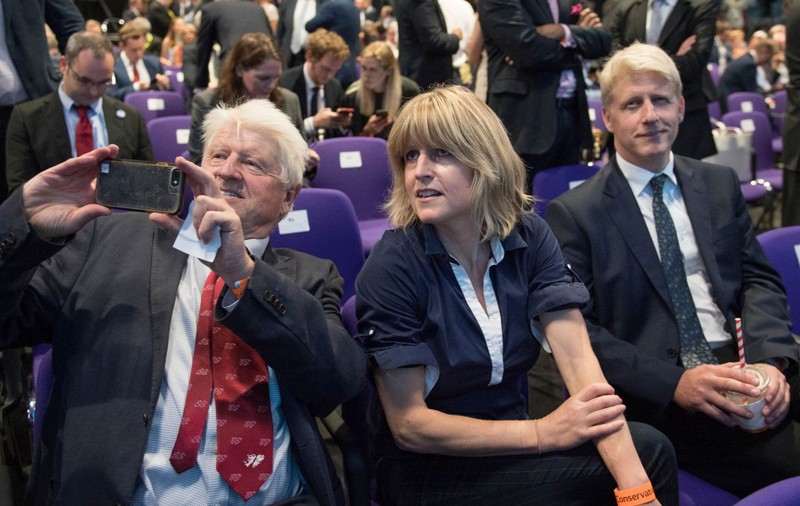 Familia lui Boris Johnson, unul dintre cele mai importante clanuri politice din Marea Britanie, și disensiunile ideologice