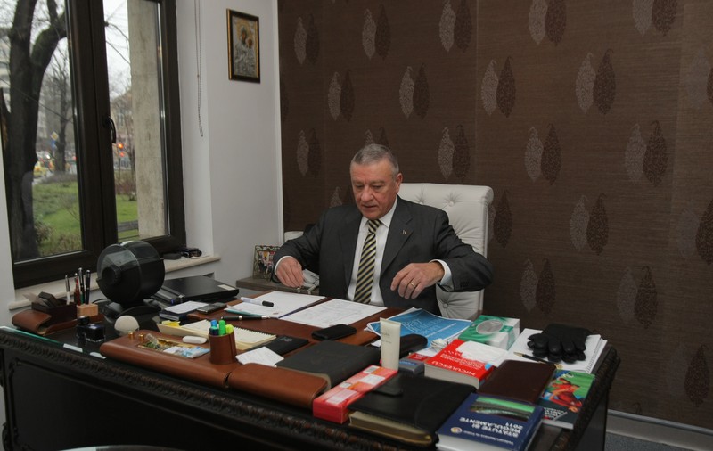 VESTE MARE pentru Steaua: \"În Europa poate folosi sigla. Nu RISCĂ nimic!\"