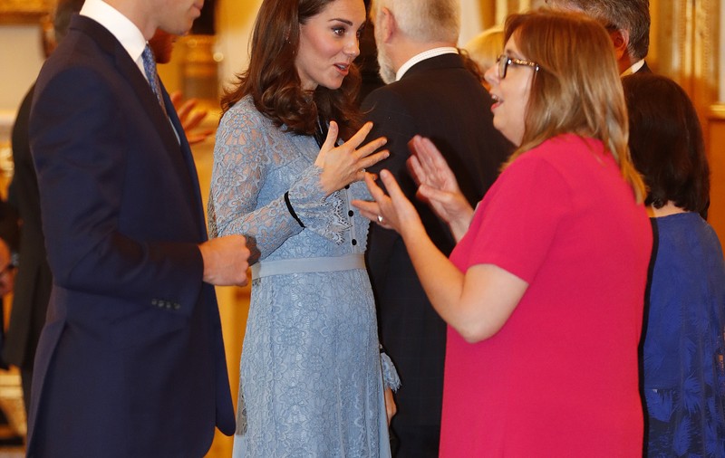Primele imagini cu Kate Middleton însărcinată cu al treilea copil. Ducesa de Cambridge și-a arătat burtica de gravidă