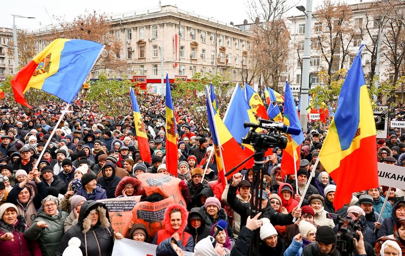 Lovitură la Chișinău: un ziar a pus mâna pe telefonul organizatorului protestelor partidului Șor pentru „gaz ieftin”