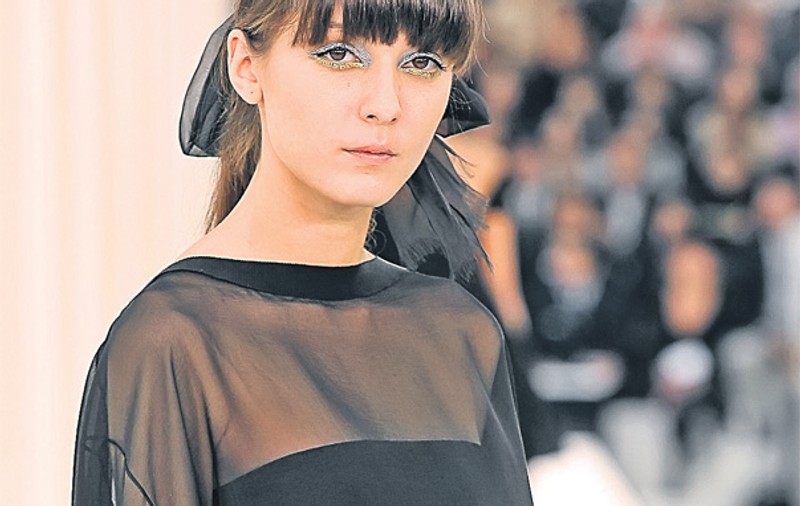 Supermodelul Irina Lăzăreanu face nuntă în casa lui John Lennon