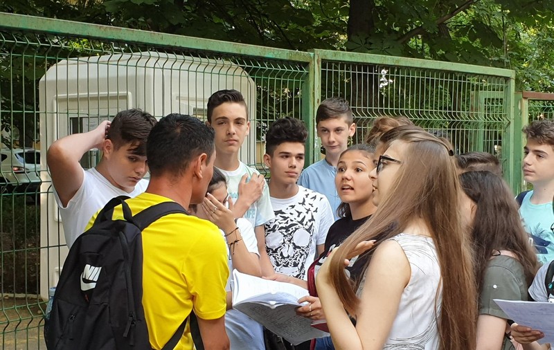 Profesoară de limba română, despre subiectele la Evaluarea Națională: Testul are câteva capcane, textul dramatic este mai complicat față de ce s-a predat, motivațiile personajelor sunt greu de descifrat
