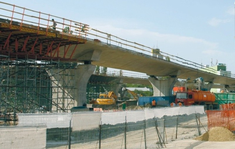 Oprescu vrea gata pasajul de la Basarab la vară
