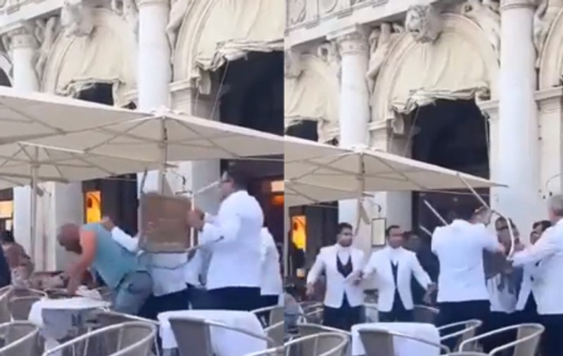 Chelnerii s-au luat la bătaie cu turiștii care au vrut să folosească toaleta fără să facă vreo consumație, în Piazza San Marco din Veneția