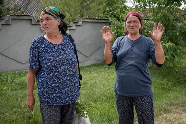În Gărdineşti, când e vară, apa vine pe ascuns, numai noaptea